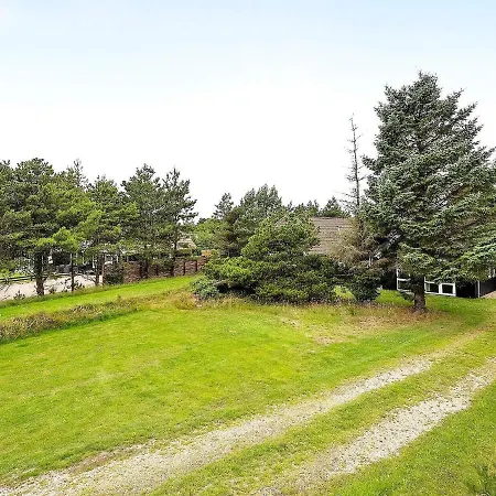 10 Person Holiday In Bl Vand *