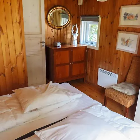 10 Person Holiday In Bl Vand بيت للعطل *
