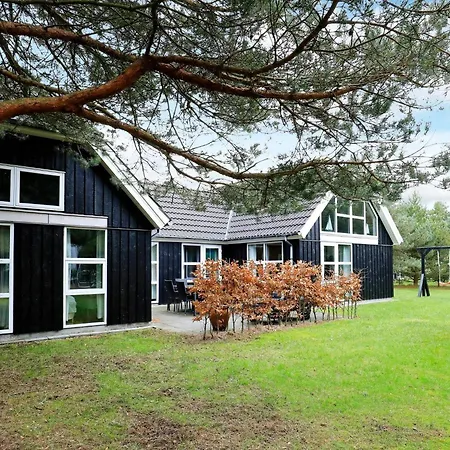 10 Person Holiday In Bl Vand *